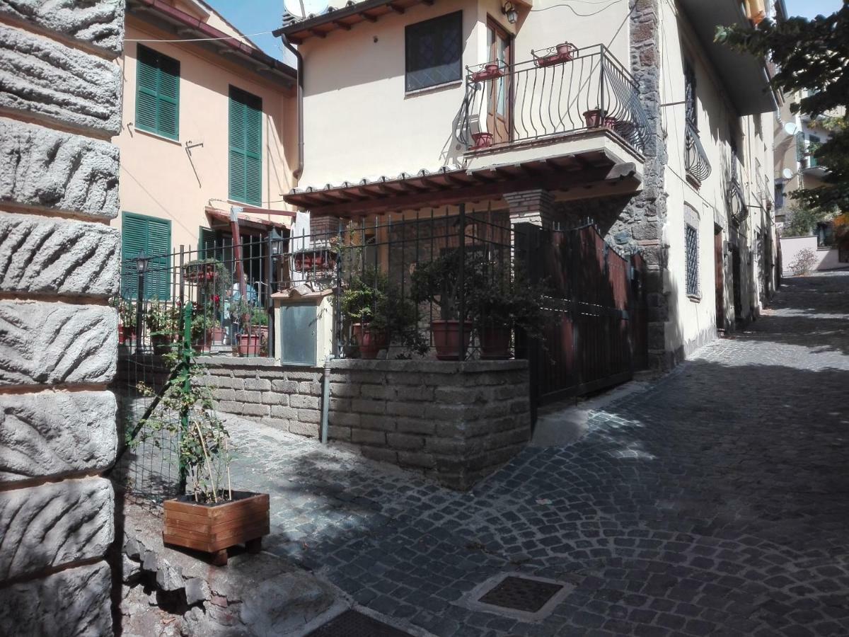 Villa La Rosa Sul Lago Trevignano Romano Exterior foto